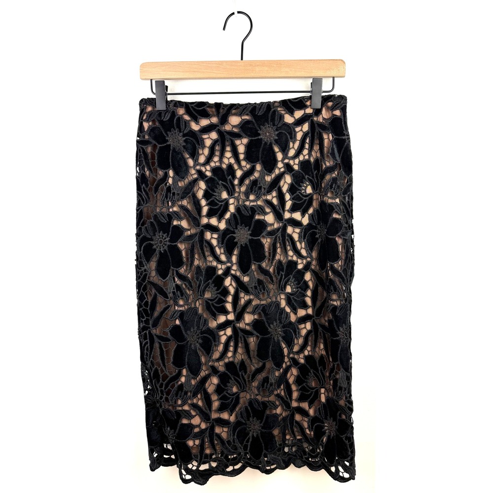 White House Black Market Designer Black Lace Floral Pencil Skirt Size 2 NWT $150 - Picture 1 of 11
